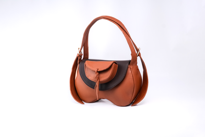 Bolsa messenger Callisto café con orejas de conejo tono café, Luna Lenore