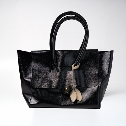 Bolsa Lucette de piel napa negra con acabado charol, Luna Lenore