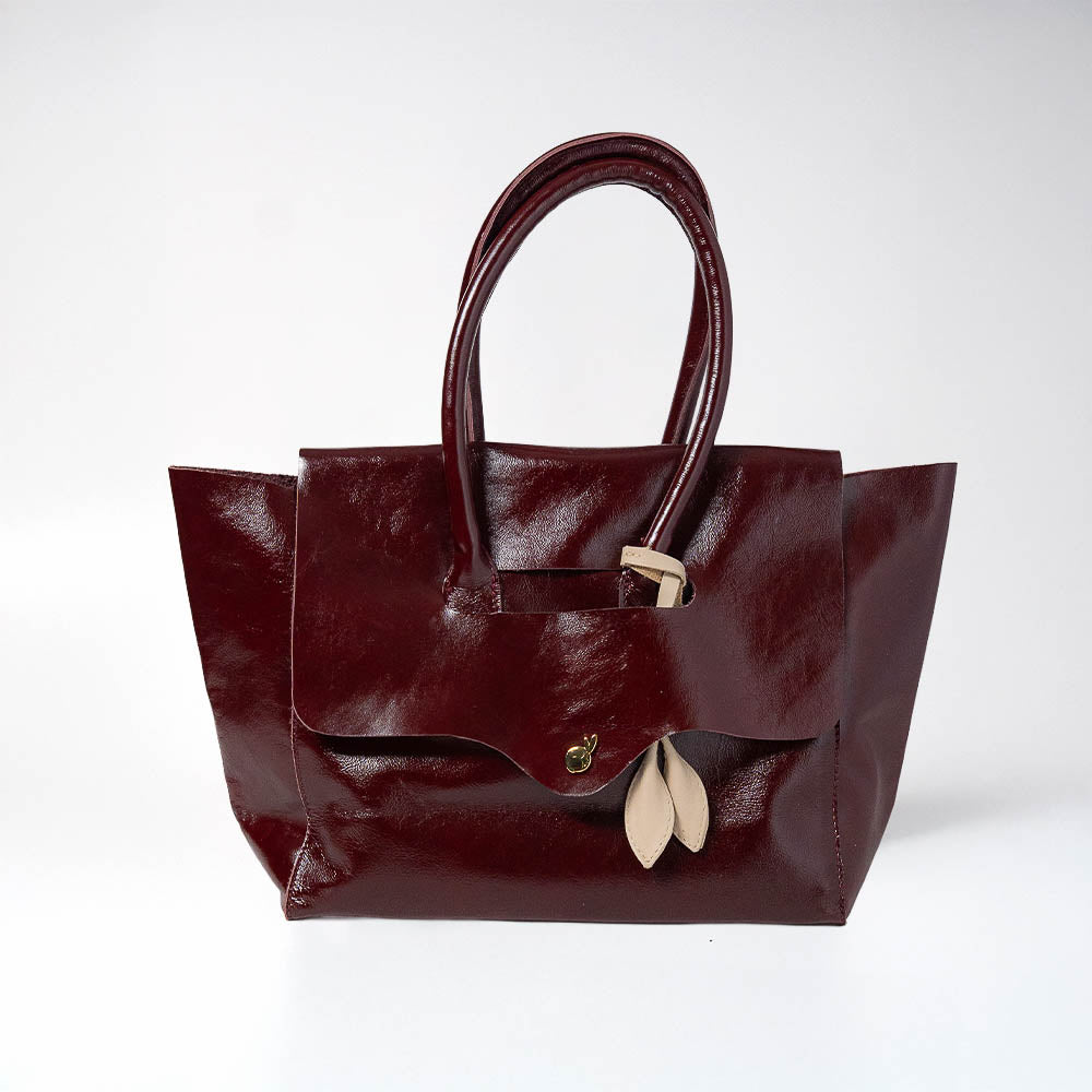 Bolsa Lucette de piel napa vino con acabado charol, Luna Lenore